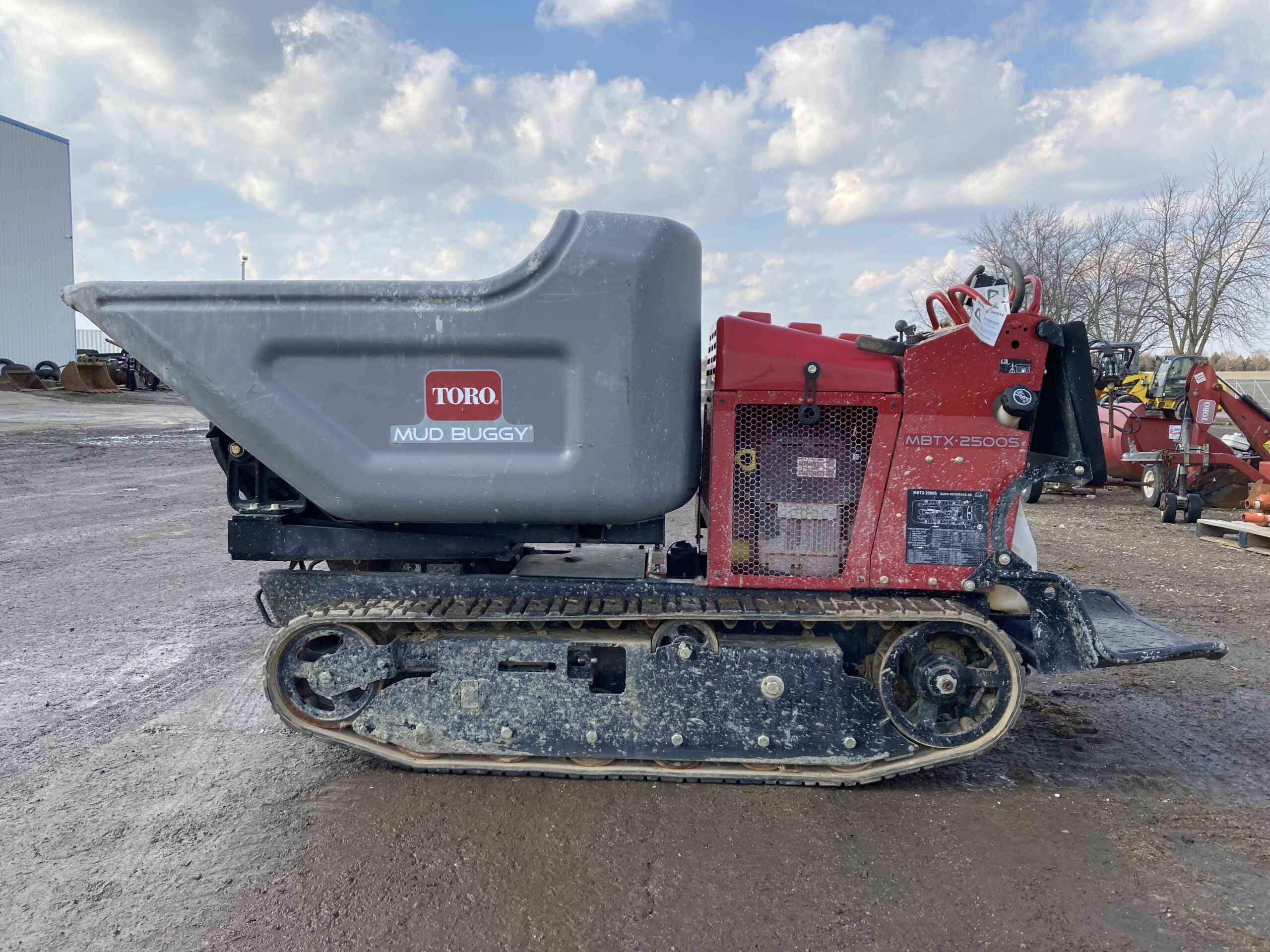 Mud Buggy Tracked Swivel Image