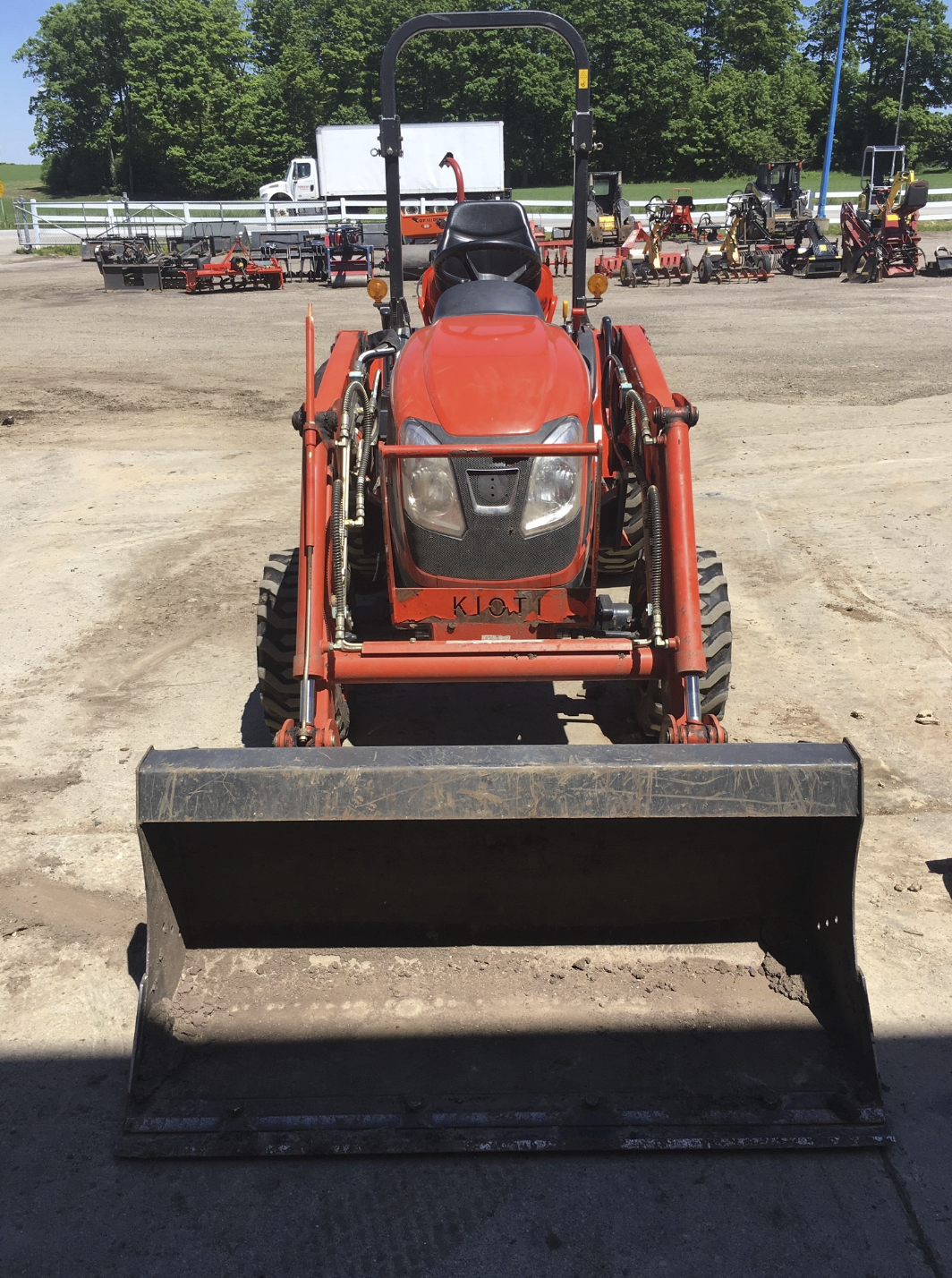 Compact Tractor Loader 25 HP Image