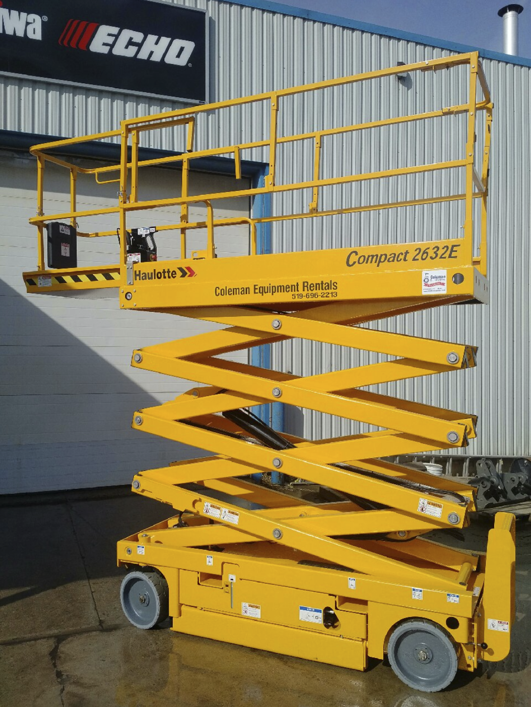 Scissor Lift Indoor 26 foot Image